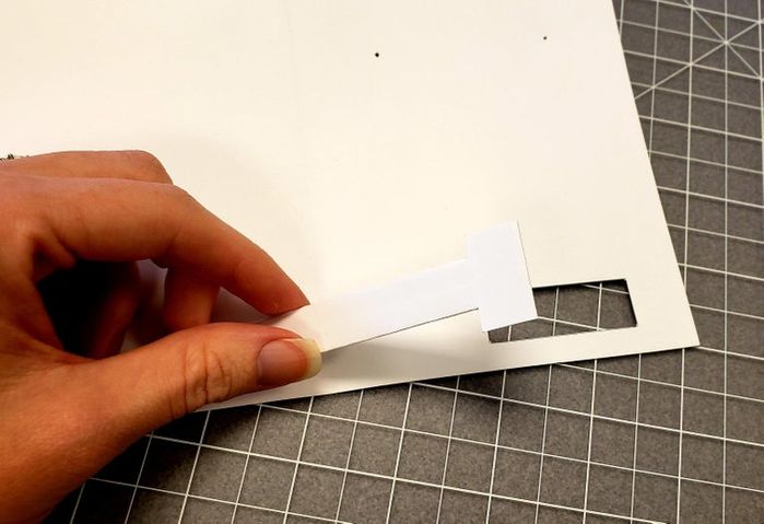 手把手教你制作会发光的节日贺卡,无需按钮自动点亮-第23张图片-趣作屋 手把手教你制作会发光的节日贺卡,无需按钮自动点亮-第23张图片-趣作屋