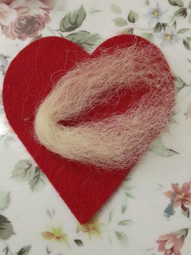 手工制作情人节羊毛心形贺卡和纪念品教程-第8张图片-趣作屋
