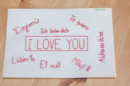 多语言爱心卡片手工制作教程，附详细刺绣步骤-第9张图片-趣作屋