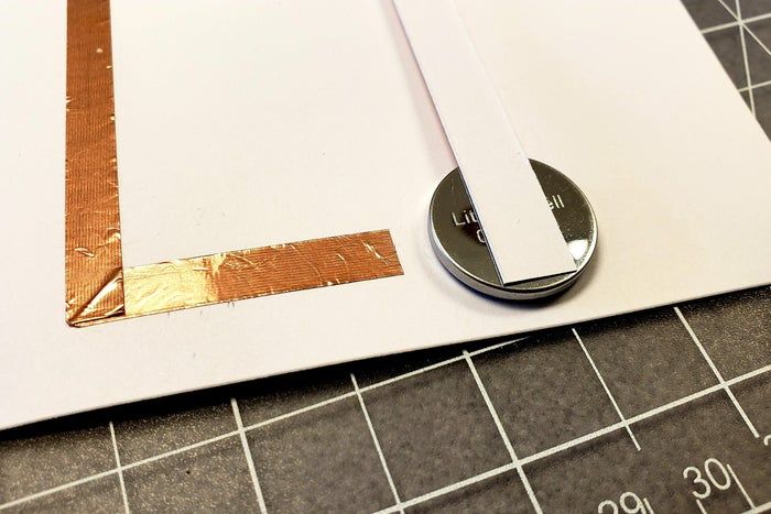 手把手教你制作会发光的节日贺卡,无需按钮自动点亮-第33张图片-趣作屋 手把手教你制作会发光的节日贺卡,无需按钮自动点亮-第33张图片-趣作屋