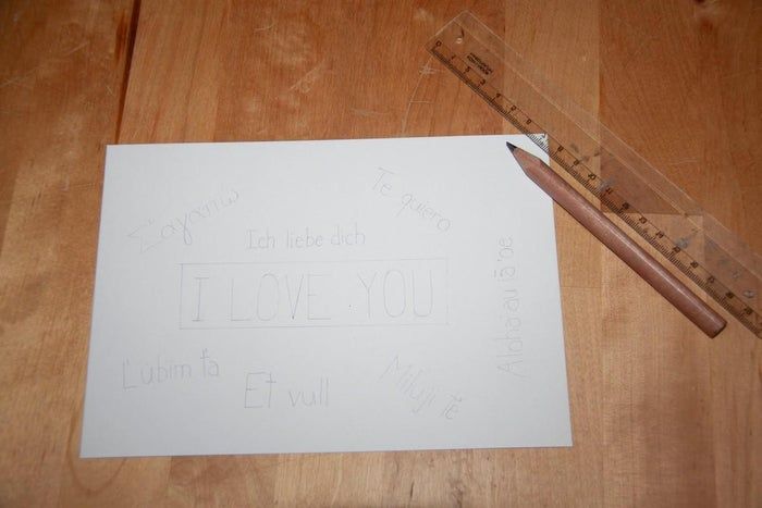 多语言爱心卡片手工制作教程，附详细刺绣步骤-第4张图片-趣作屋