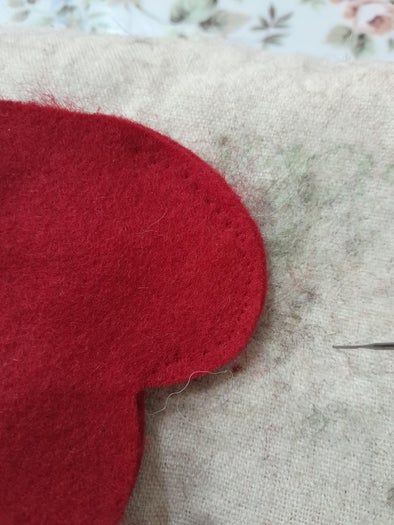 手工制作情人节羊毛心形贺卡和纪念品教程-第20张图片-趣作屋