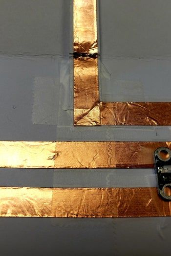 手把手教你制作会发光的节日贺卡,无需按钮自动点亮-第32张图片-趣作屋 手把手教你制作会发光的节日贺卡,无需按钮自动点亮-第32张图片-趣作屋