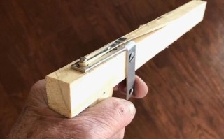 不用焊接的橡皮筋枪手工制作教程