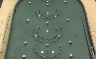 低成本废物利用DIY Bagatelle游戏板全教程