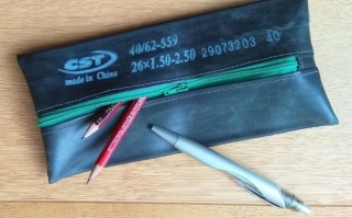 废旧自行车内胎制作拉链包教程