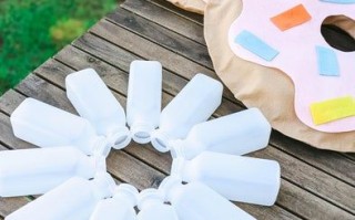 废旧塑料瓶变大甜甜圈教程
