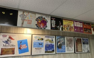 巧用J型槽打造吊顶黑胶唱片展示架