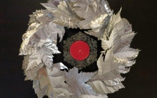 用铝制饼盘制作叶形装饰蜡烛环教程