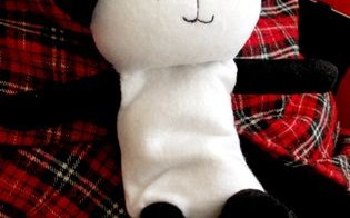 手工制作熊猫加热枕教程：简单步骤打造温暖玩具与暖手宝