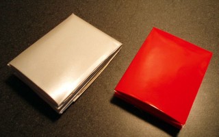 用废弃乙烯基制作耐用防水纸钱包教程