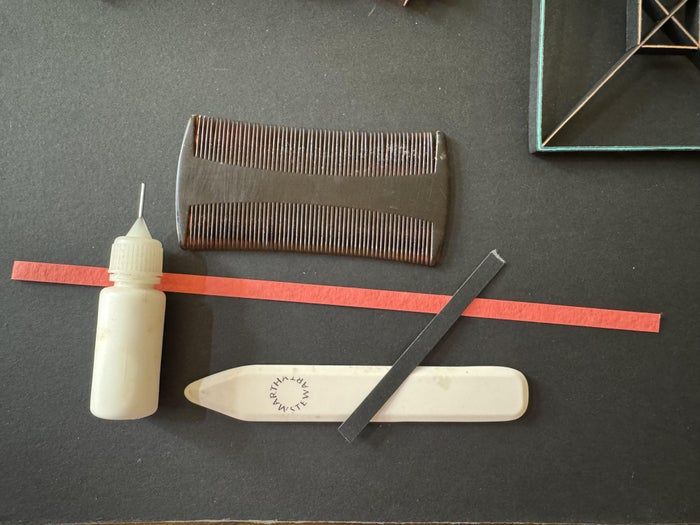 超实用手工教程：用彩色卡纸制作立体卷纸装饰品-第26张图片-趣作屋