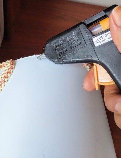 旧瓶变花盆:环保手工DIY教程-第19张图片-趣作屋 旧瓶变花盆:环保手工DIY教程-第19张图片-趣作屋