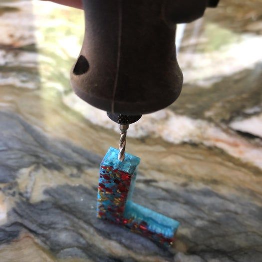 手工制作闪亮树脂字母钥匙扣教程-第39张图片-趣作屋 手工制作闪亮树脂字母钥匙扣教程-第39张图片-趣作屋