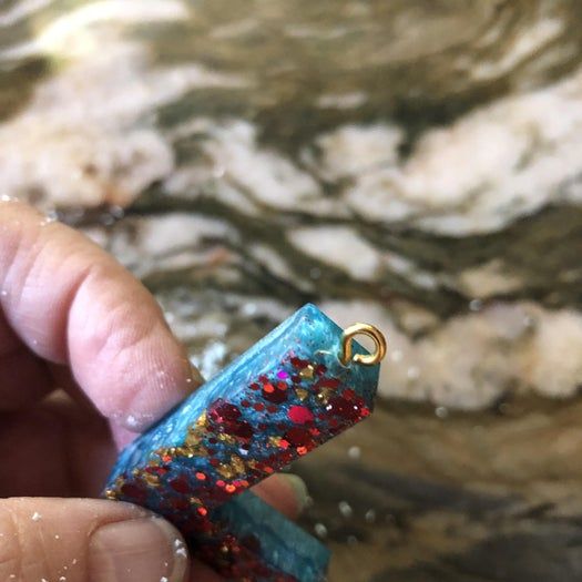 手工制作闪亮树脂字母钥匙扣教程-第42张图片-趣作屋 手工制作闪亮树脂字母钥匙扣教程-第42张图片-趣作屋