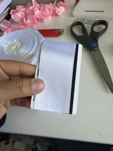 丝带手工玫瑰制作教程,简单易学永不凋谢-第5张图片-趣作屋 丝带手工玫瑰制作教程,简单易学永不凋谢-第5张图片-趣作屋