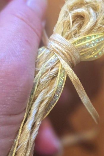 圣帕特里克节手工DIY:幸运流苏珠链挂饰制作教程-第8张图片-趣作屋 圣帕特里克节手工DIY:幸运流苏珠链挂饰制作教程-第8张图片-趣作屋