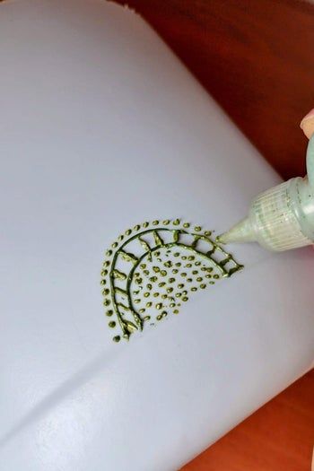 旧瓶变花盆:环保手工DIY教程-第16张图片-趣作屋 旧瓶变花盆:环保手工DIY教程-第16张图片-趣作屋