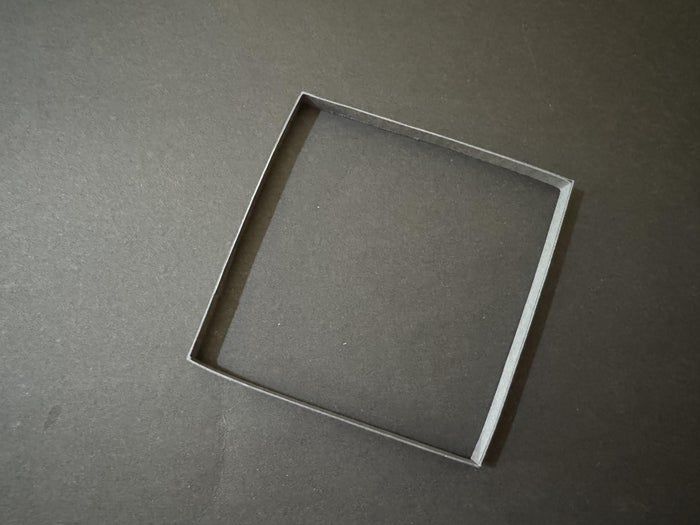 超实用手工教程：用彩色卡纸制作立体卷纸装饰品-第8张图片-趣作屋