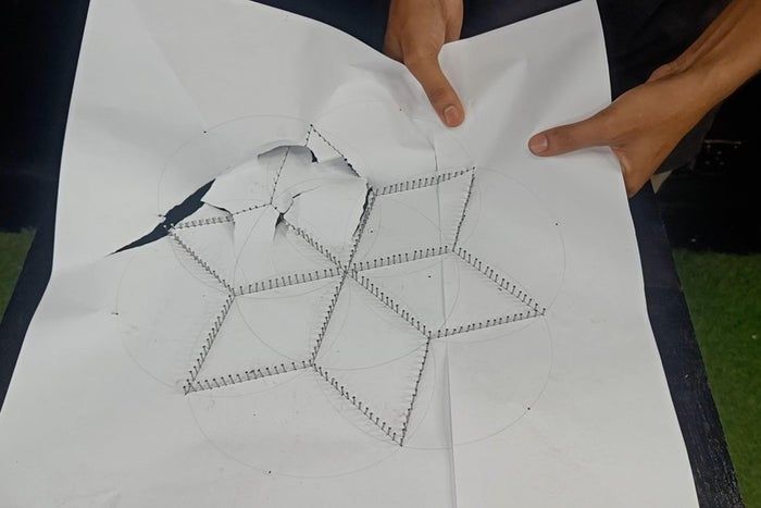 用线做图案的创意手工教程,零基础也能轻松上手-第17张图片-趣作屋 用线做图案的创意手工教程,零基础也能轻松上手-第17张图片-趣作屋