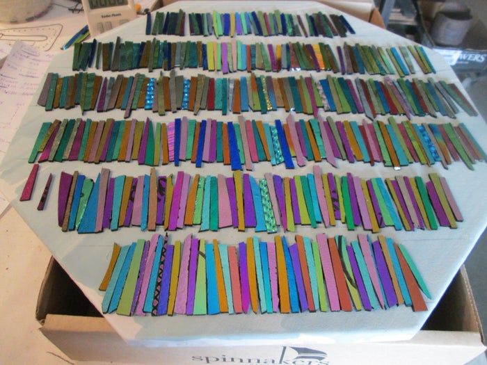 手把手教你用废玻璃制作独特二向色吊坠-第4张图片-趣作屋 手把手教你用废玻璃制作独特二向色吊坠-第4张图片-趣作屋