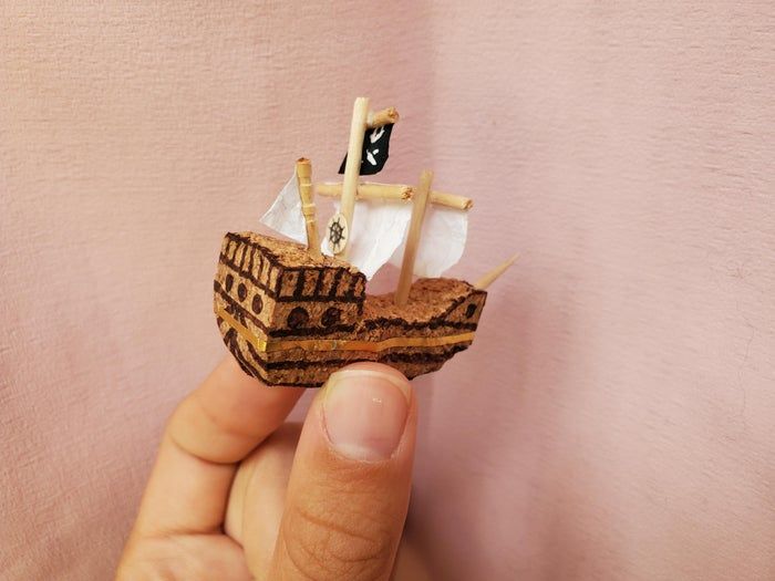 用软木塞低成本DIY海盗船模型,还能浮在水上!-第15张图片-趣作屋 用软木塞低成本DIY海盗船模型,还能浮在水上!-第15张图片-趣作屋
