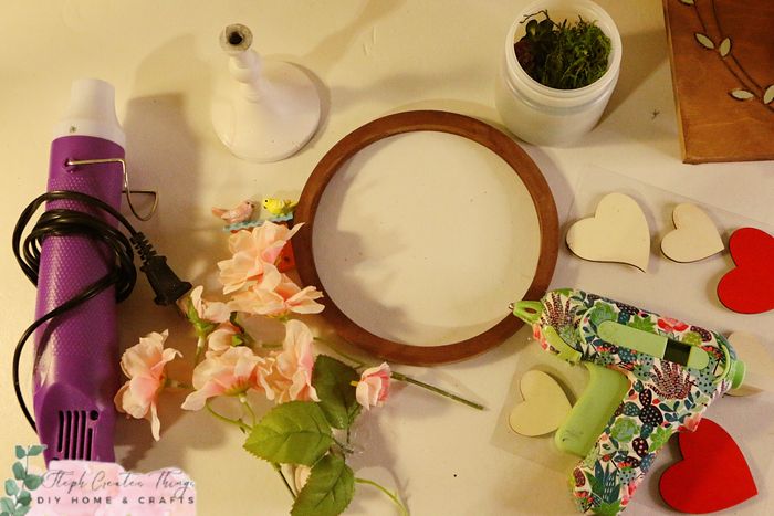 手工制作情人节花环挂饰教程，简单又浪漫-第2张图片-趣作屋