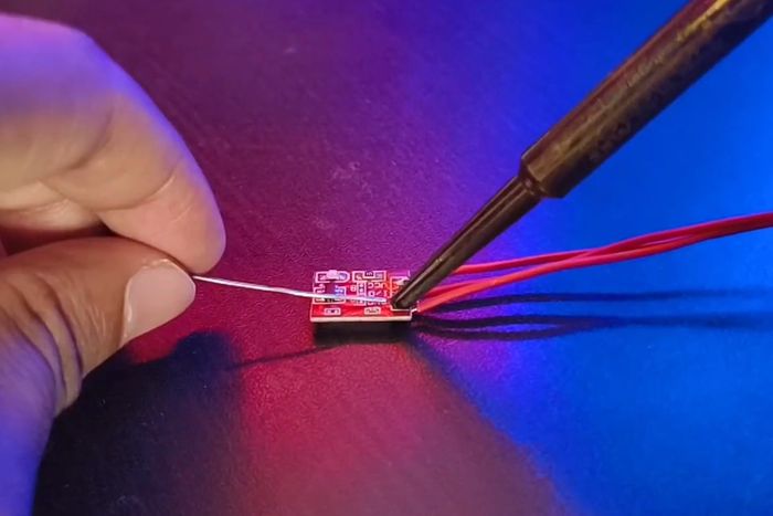 亲手打造立体派互动艺术灯:把毕加索风格变成会变色的智能画作-第8张图片-趣作屋 亲手打造立体派互动艺术灯:把毕加索风格变成会变色的智能画作-第8张图片-趣作屋