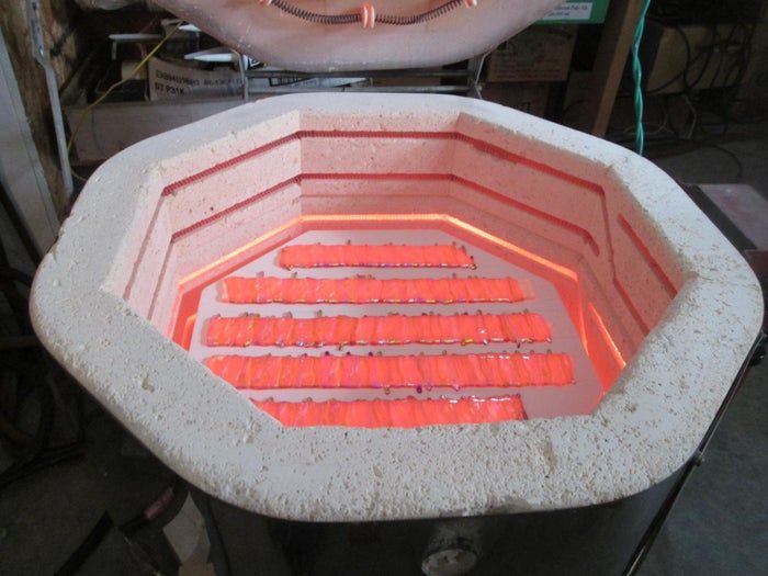 手把手教你用废玻璃制作独特二向色吊坠-第8张图片-趣作屋 手把手教你用废玻璃制作独特二向色吊坠-第8张图片-趣作屋