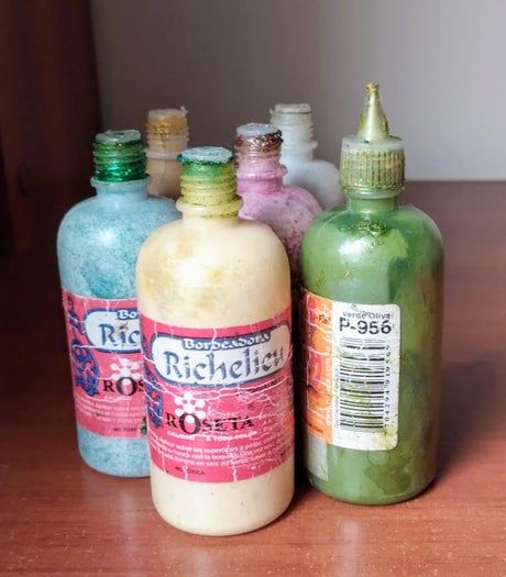 旧瓶变花盆:环保手工DIY教程-第4张图片-趣作屋 旧瓶变花盆:环保手工DIY教程-第4张图片-趣作屋