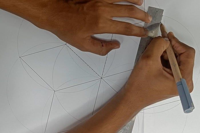 用线做图案的创意手工教程,零基础也能轻松上手-第7张图片-趣作屋 用线做图案的创意手工教程,零基础也能轻松上手-第7张图片-趣作屋