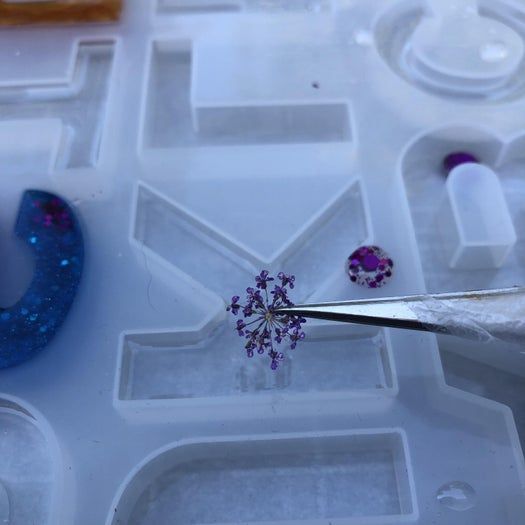 手工制作闪亮树脂字母钥匙扣教程-第27张图片-趣作屋 手工制作闪亮树脂字母钥匙扣教程-第27张图片-趣作屋