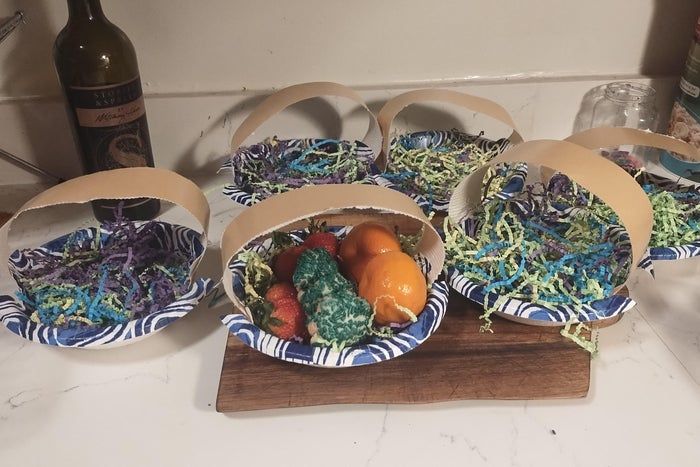 环保普林节礼物篮制作教程,零废弃手工DIY指南-第13张图片-趣作屋 环保普林节礼物篮制作教程,零废弃手工DIY指南-第13张图片-趣作屋