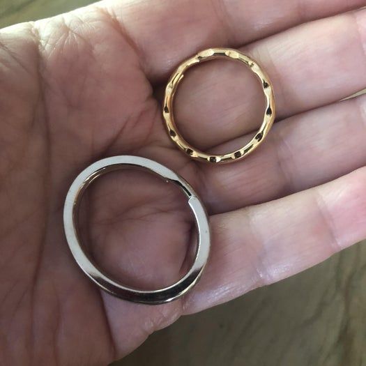 手工制作闪亮树脂字母钥匙扣教程-第36张图片-趣作屋 手工制作闪亮树脂字母钥匙扣教程-第36张图片-趣作屋