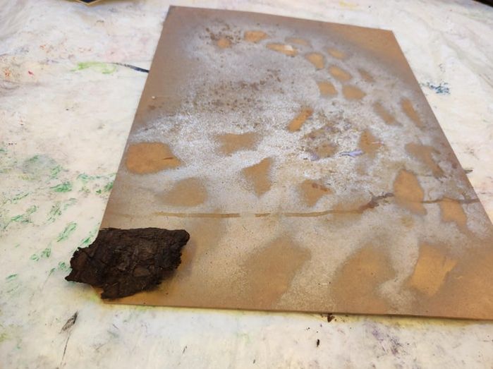 低成本手工制作创意树皮小艺术品教程-第7张图片-趣作屋