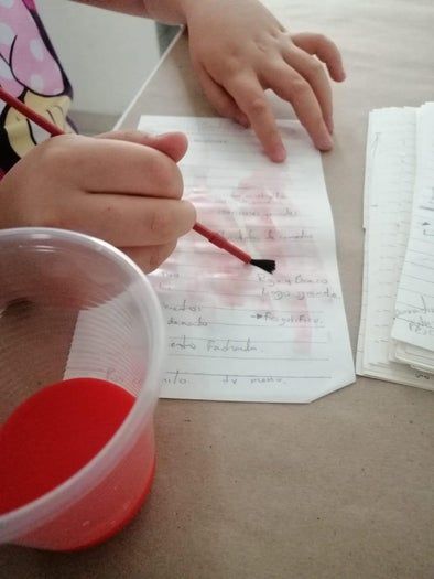 用废纸DIY人脸拼贴画的环保手工教程-第14张图片-趣作屋