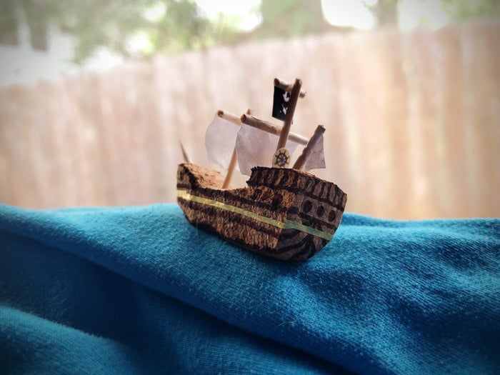 用软木塞低成本DIY海盗船模型,还能浮在水上!-第13张图片-趣作屋 用软木塞低成本DIY海盗船模型,还能浮在水上!-第13张图片-趣作屋