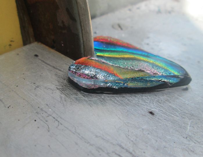 手把手教你用废玻璃制作独特二向色吊坠-第13张图片-趣作屋 手把手教你用废玻璃制作独特二向色吊坠-第13张图片-趣作屋