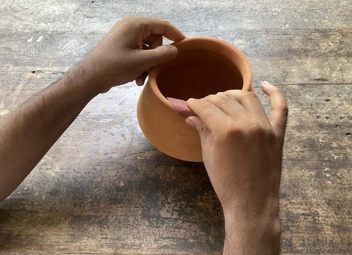 手工绘制Warli文化陶罐教程，传承古老艺术-第8张图片-趣作屋