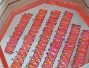 手把手教你用废玻璃制作独特二向色吊坠-第9张图片-趣作屋 手把手教你用废玻璃制作独特二向色吊坠-第9张图片-趣作屋