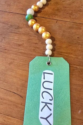 圣帕特里克节手工DIY:幸运流苏珠链挂饰制作教程-第11张图片-趣作屋 圣帕特里克节手工DIY:幸运流苏珠链挂饰制作教程-第11张图片-趣作屋