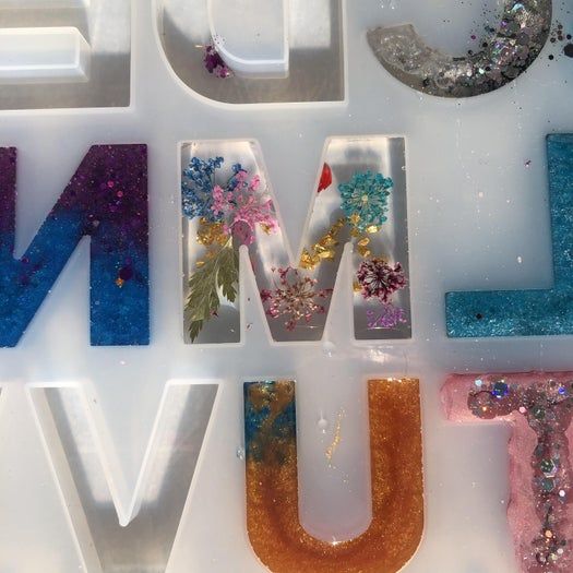 手工制作闪亮树脂字母钥匙扣教程-第32张图片-趣作屋 手工制作闪亮树脂字母钥匙扣教程-第32张图片-趣作屋