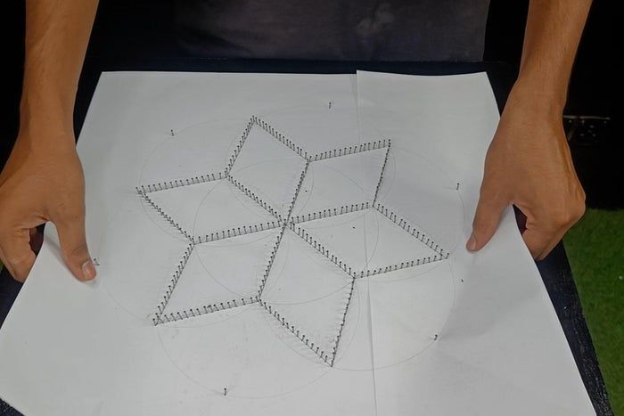 用线做图案的创意手工教程,零基础也能轻松上手-第15张图片-趣作屋 用线做图案的创意手工教程,零基础也能轻松上手-第15张图片-趣作屋