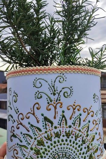 旧瓶变花盆:环保手工DIY教程-第21张图片-趣作屋 旧瓶变花盆:环保手工DIY教程-第21张图片-趣作屋