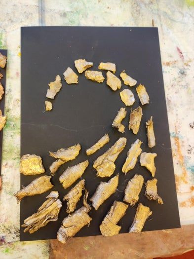 低成本手工制作创意树皮小艺术品教程-第13张图片-趣作屋