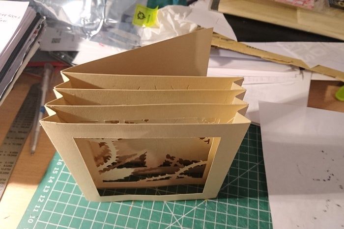 手工制作立体蝴蝶贺卡教程,轻松打造生日惊喜-第18张图片-趣作屋 手工制作立体蝴蝶贺卡教程,轻松打造生日惊喜-第18张图片-趣作屋