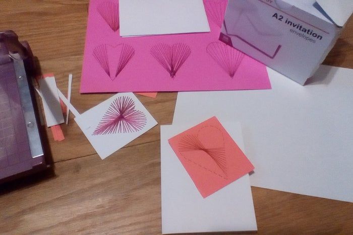 手工制作线艺贺卡教程,简单又惊艳的DIY卡片-第7张图片-趣作屋 手工制作线艺贺卡教程,简单又惊艳的DIY卡片-第7张图片-趣作屋