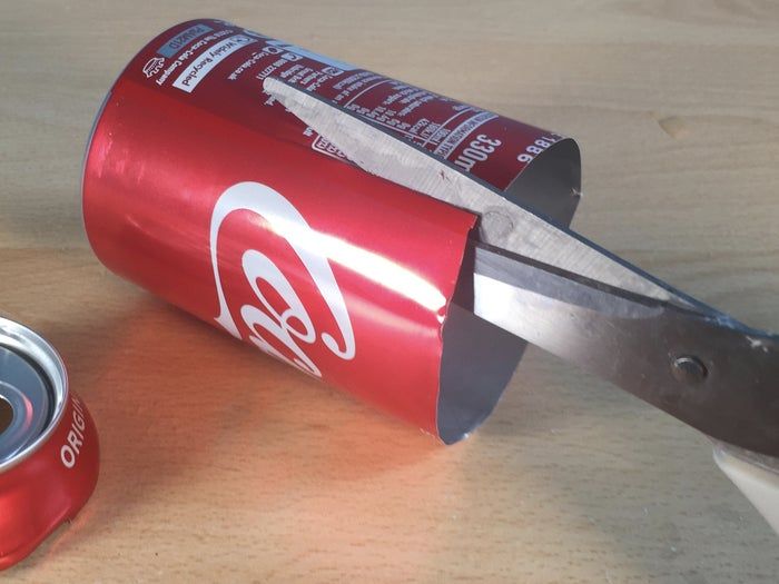 用可乐罐DIY情人节贺卡,超有心意的手工礼物教程-第3张图片-趣作屋 用可乐罐DIY情人节贺卡,超有心意的手工礼物教程-第3张图片-趣作屋