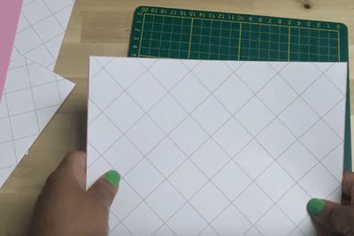 手工拼布风手提包卡片制作教程-第5张图片-趣作屋 手工拼布风手提包卡片制作教程-第5张图片-趣作屋