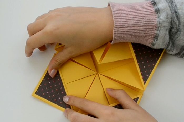 手工制作感恩节餐巾折叠贺卡教程-第22张图片-趣作屋